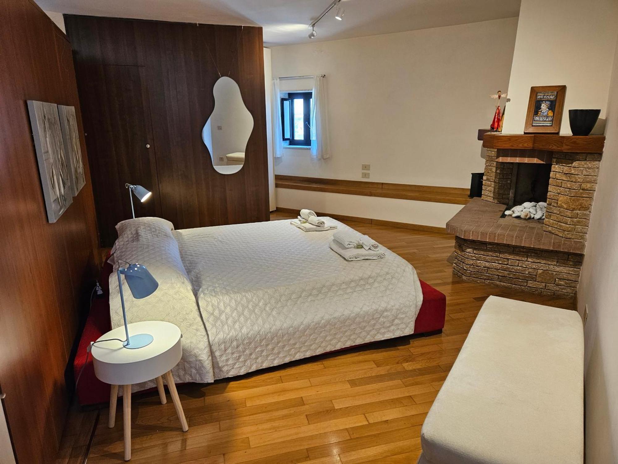 Ciaobari Apartment - Elegant 4 Bedrooms In The Heart Of Old Town Exterior foto